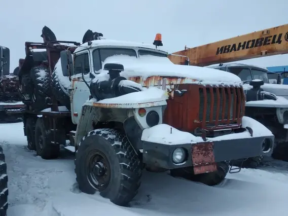 Трубоплетевоз Уралпромтехника 59601В б/у
