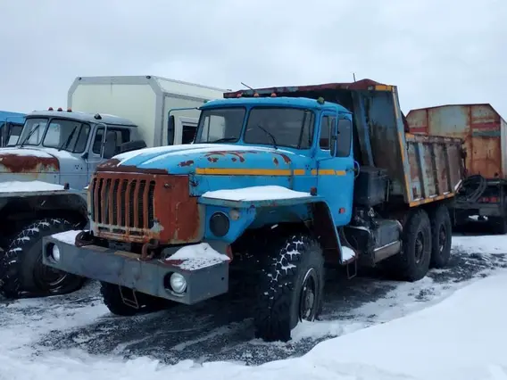 Самосвал Урал 5831  б/у
