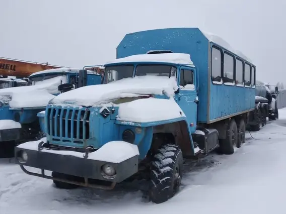Вахтовый автобус Урал 3255  б/у