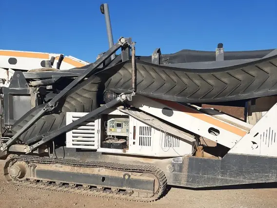 Дробильная установка Metso Lokotrack ST3.8  б/у фото 2