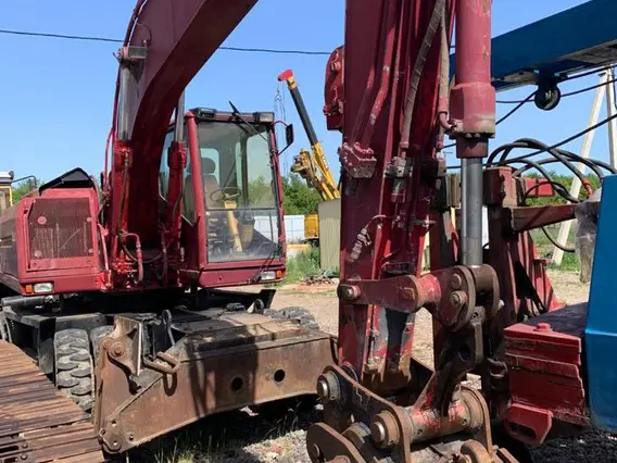 Экскаватор Caterpillar 318 б/у