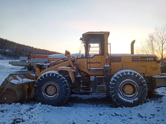 Фронтальный погрузчик Komatsu WA б/у