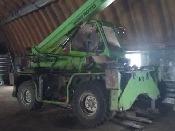 Телескопический погрузчик MERLO P 30.16 EV  б/у