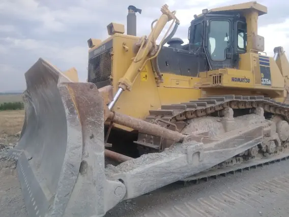 Бульдозер Komatsu D375A  б/у
