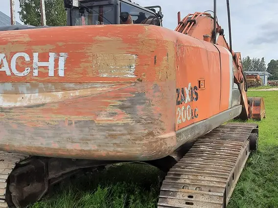 Экскаватор Hitachi ZX 200  б/у фото 2