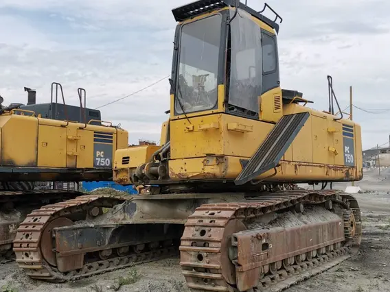 Экскаватор Komatsu PC  б/у