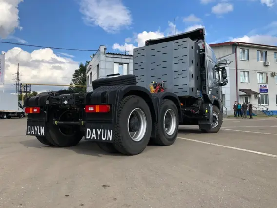 Тягач Dayun CGC4250, CNG 2023 года новый фото 3