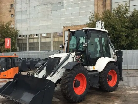 Экскаватор-погрузчик Bobcat B780 2019 года б/у