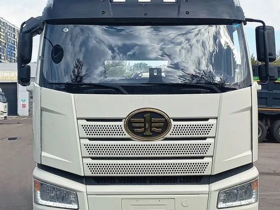Тягач FAW J6P 2024 года новый фото 3