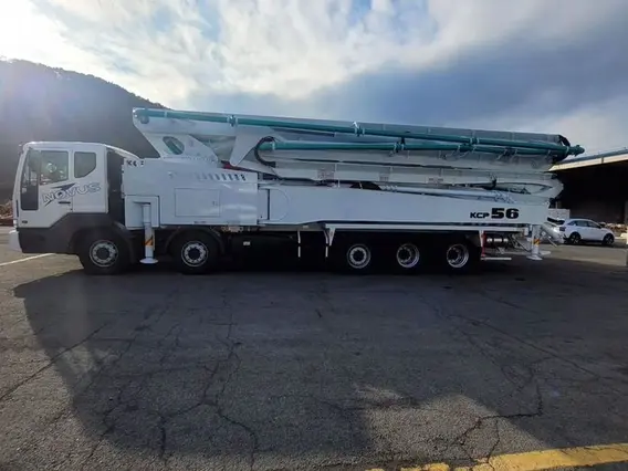 Бетононасос KCP 56ZX6170 2023 года б/у фото 9