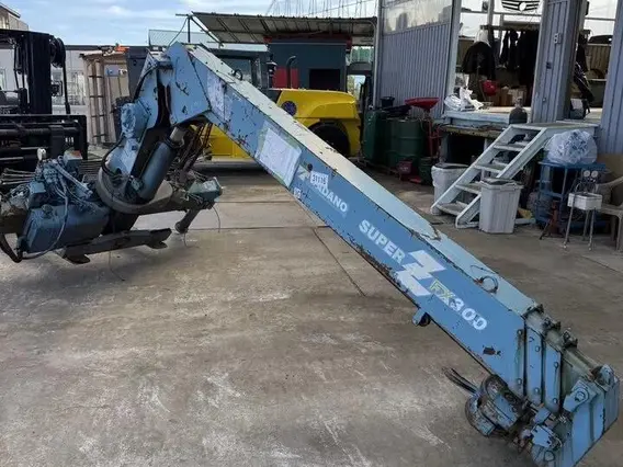 Кран-манипулятор Tadano ZFX 304 2000 года б/у