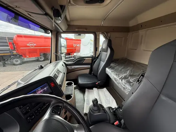 Изотермический фургон Howo t5g 2023 года б/у фото 12