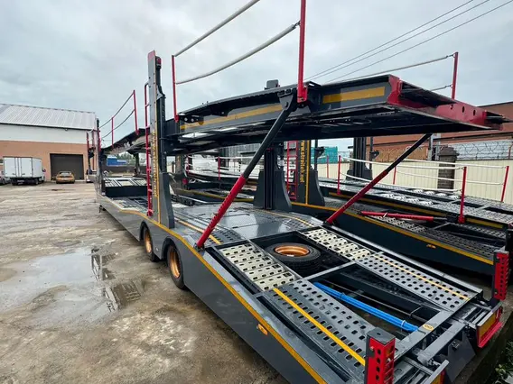 Полуприцеп-автовоз LUXUDA LZC9405BG 2026 года новый