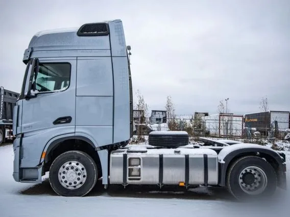 Седельный тягач Shacman X6000 2023 года новый фото 2