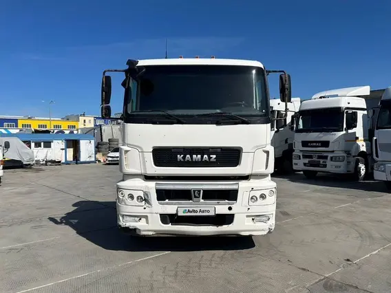 Тягач Камаз 5490 2015 года б/у фото 2