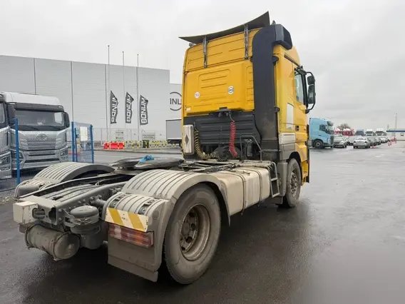 Седельный тягач Mercedes-Benz Actros 2003 года б/у фото 7