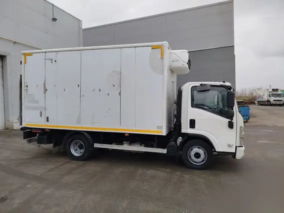 Рефрижератор Isuzu NQR, 2016 2016 года новый фото 3