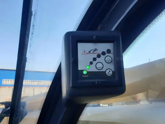 Телескопический погрузчик XCMG XC6-1056VN 2023 года б/у фото 17
