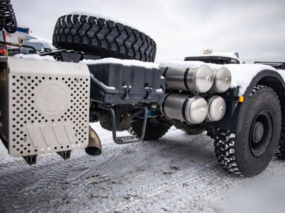 Тягач Shacman x5000 2024 года новый фото 9