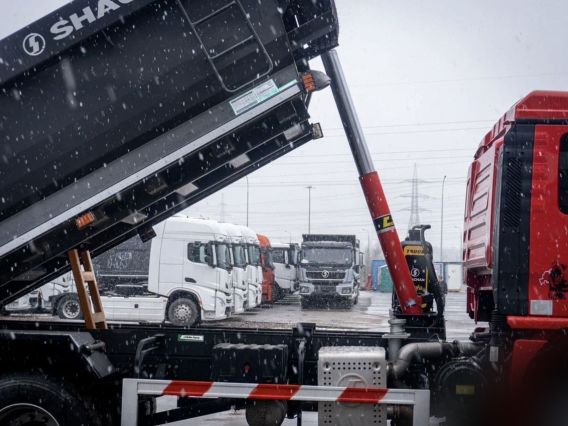 Самосвал Shacman L3000 2025 года новый фото 6