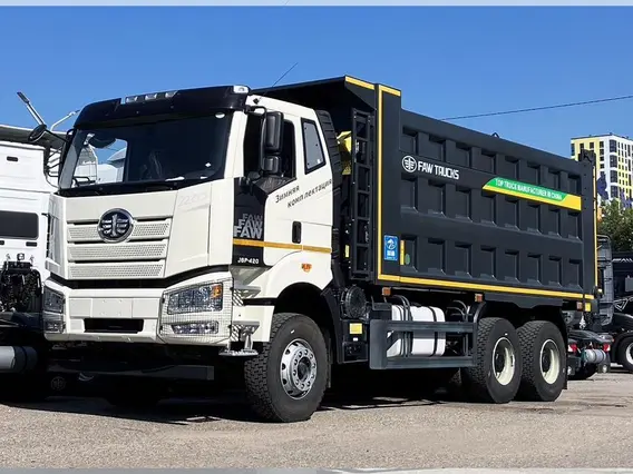 Самосвал FAW J6P CA3250 2024 года новый фото 3
