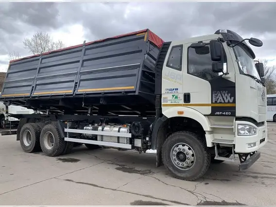 Самосвал-зерновоз FAW J6P CA3250 2024 года новый фото 3
