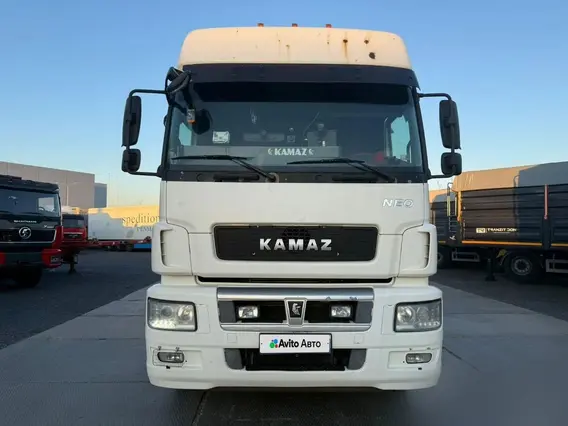 Седельный тягач Камаз 5490 2020 года б/у фото 2