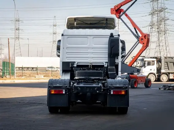 Тягач Shacman X3000 2023 года новый фото 14