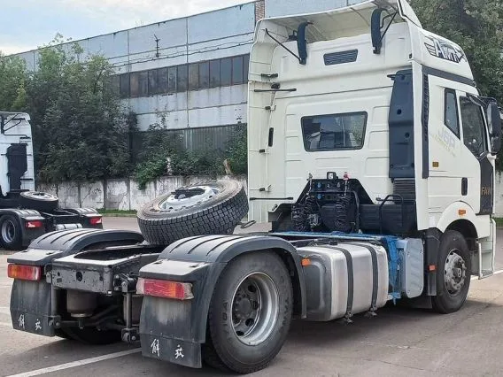 Тягач FAW J6P 2023 года новый фото 8