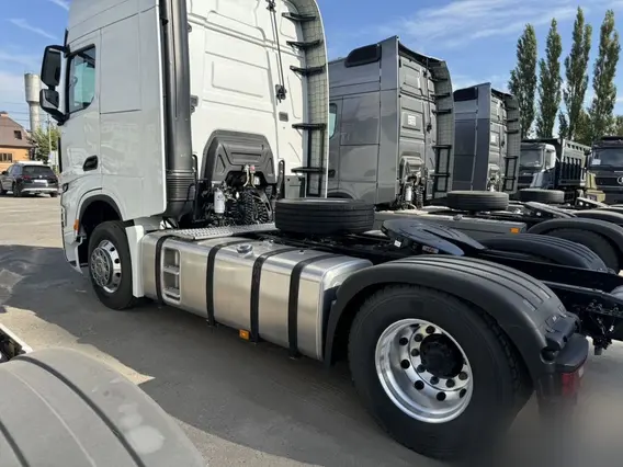 Седельный тягач Shacman X6000 2024 года новый фото 2