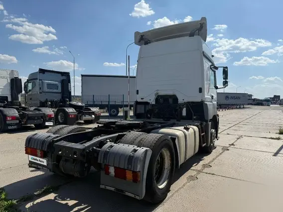 Седельный тягач Mercedes-Benz Axor 2013 года б/у фото 7