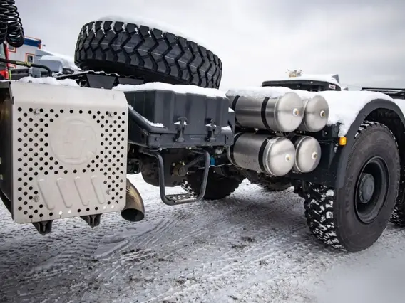 Тягач Shacman x5000 2024 года новый фото 9