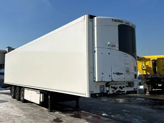 Полуприцеп-рефрижератор Krone SD 2013 года б/у фото 3