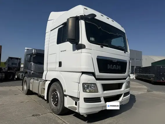 Седельный тягач MAN TGX 2013 года б/у