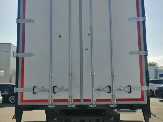 Тентованный грузовик Howo t5g 2026 года новый фото 4