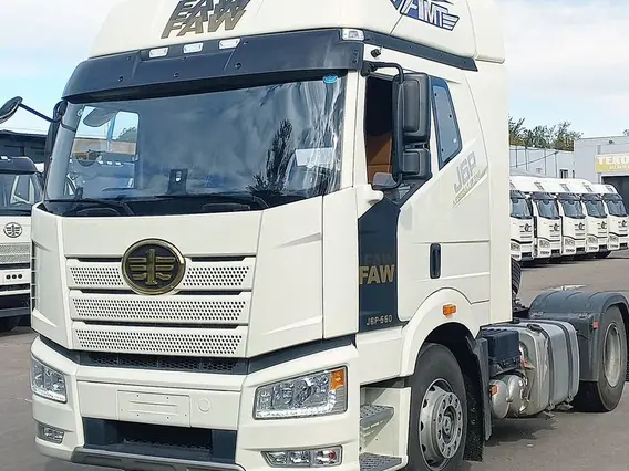 Тягач FAW J6P 2023 года новый