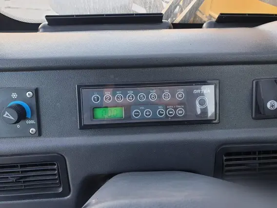 Телескопический погрузчик XCMG XC6-1056VN 2023 года б/у фото 15