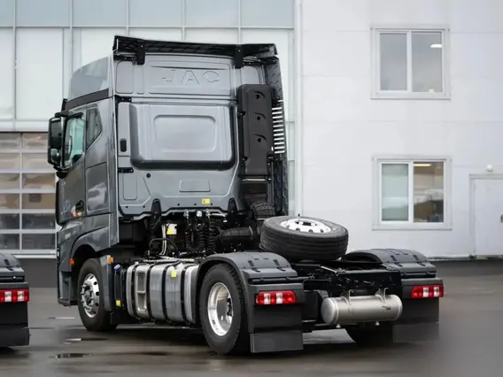 Тягач JAC K7 2024 года новый фото 2