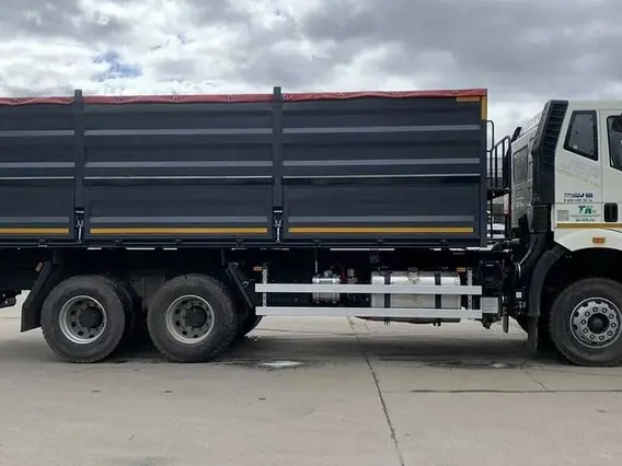 Самосвал FAW J6P CA3250 2024 года новый фото 10