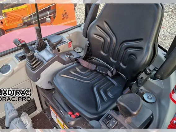 Экскаватор QUADTRAC E40PRO 2024 года б/у фото 3