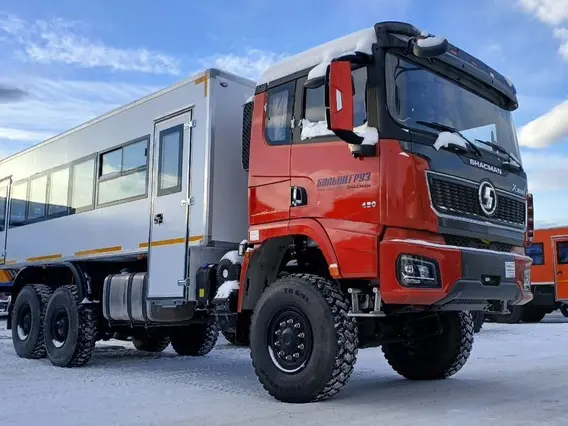 Вахтовый автобус Shacman X3000 2026 года новый