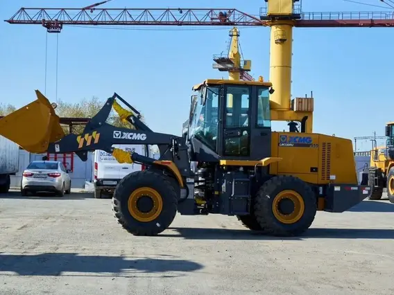Фронтальный погрузчик XCMG LW330RU 2025 года б/у фото 2
