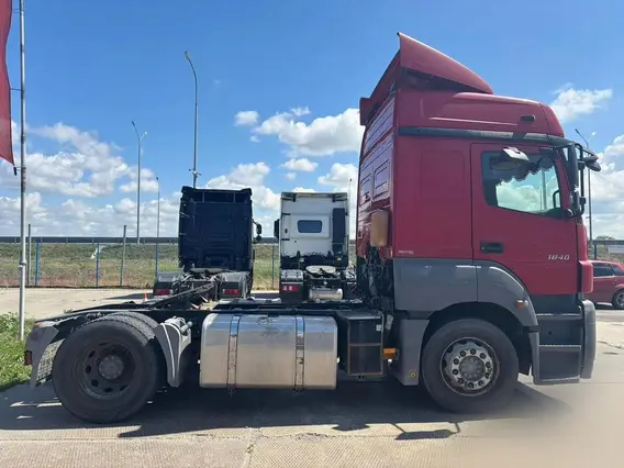 Седельный тягач Mercedes-Benz Axor 2013 года б/у фото 8