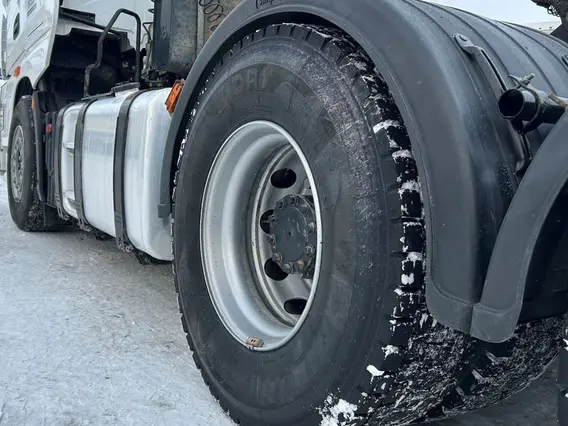 Тягач FAW J7 2023 года б/у фото 10