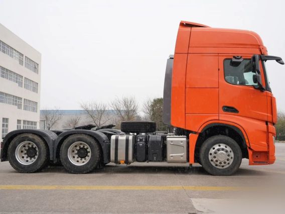 Тягач Shacman X6000 2024 года новый фото 2