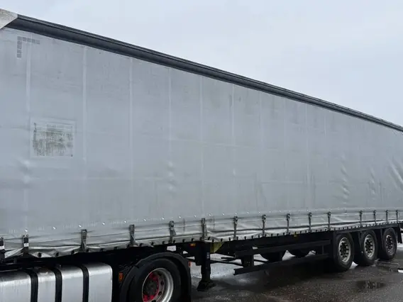 Шторный полуприцеп Schmitz Cargobull SCB S3T 2018 года б/у фото 7