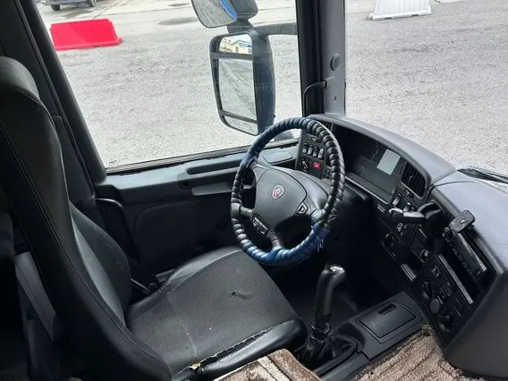 Тягач Scania P-series 2014 года б/у фото 15