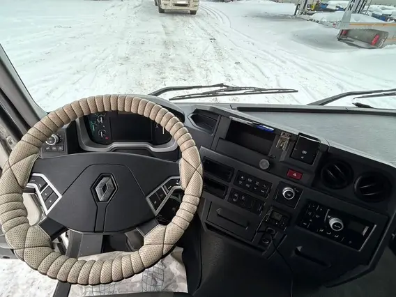 Тягач Renault T-Series 2019 года б/у фото 16