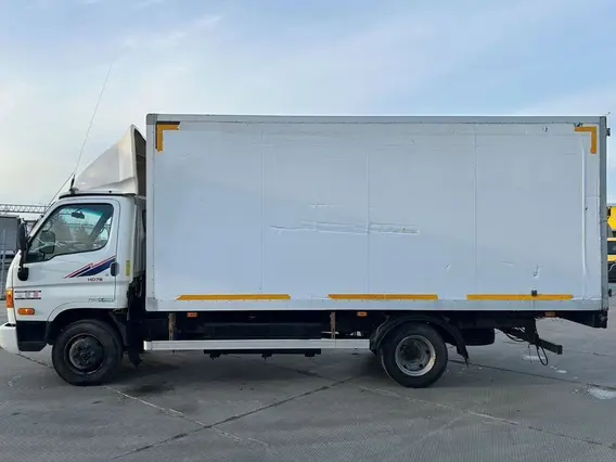 Изотермический фургон Hyundai HD78 2017 года б/у фото 8