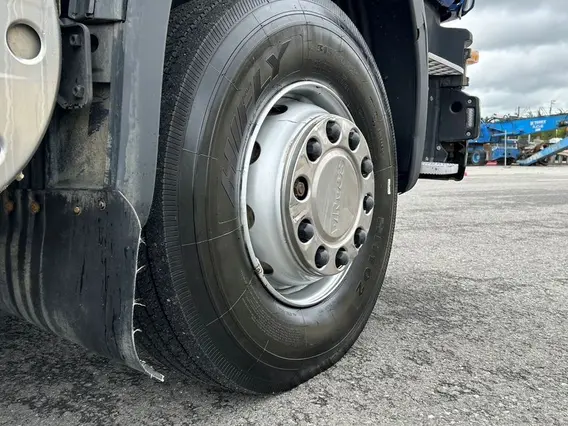 Тягач Scania P-series 2014 года б/у фото 14